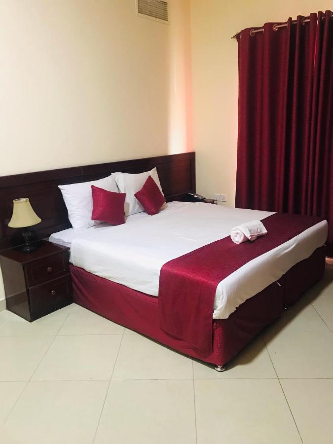 Al Reem Hotel Apartments Şarja Dış mekan fotoğraf