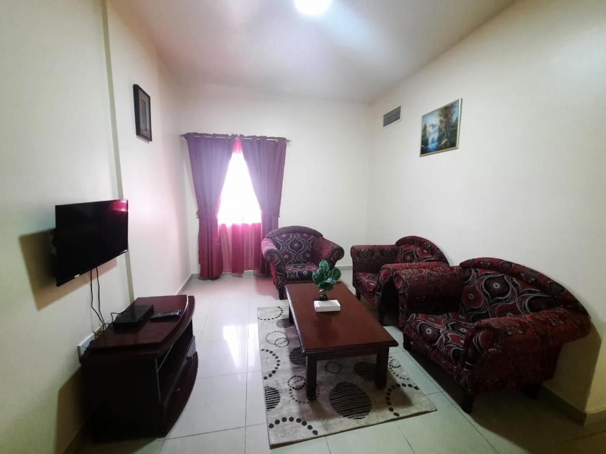 Al Reem Hotel Apartments Şarja Dış mekan fotoğraf
