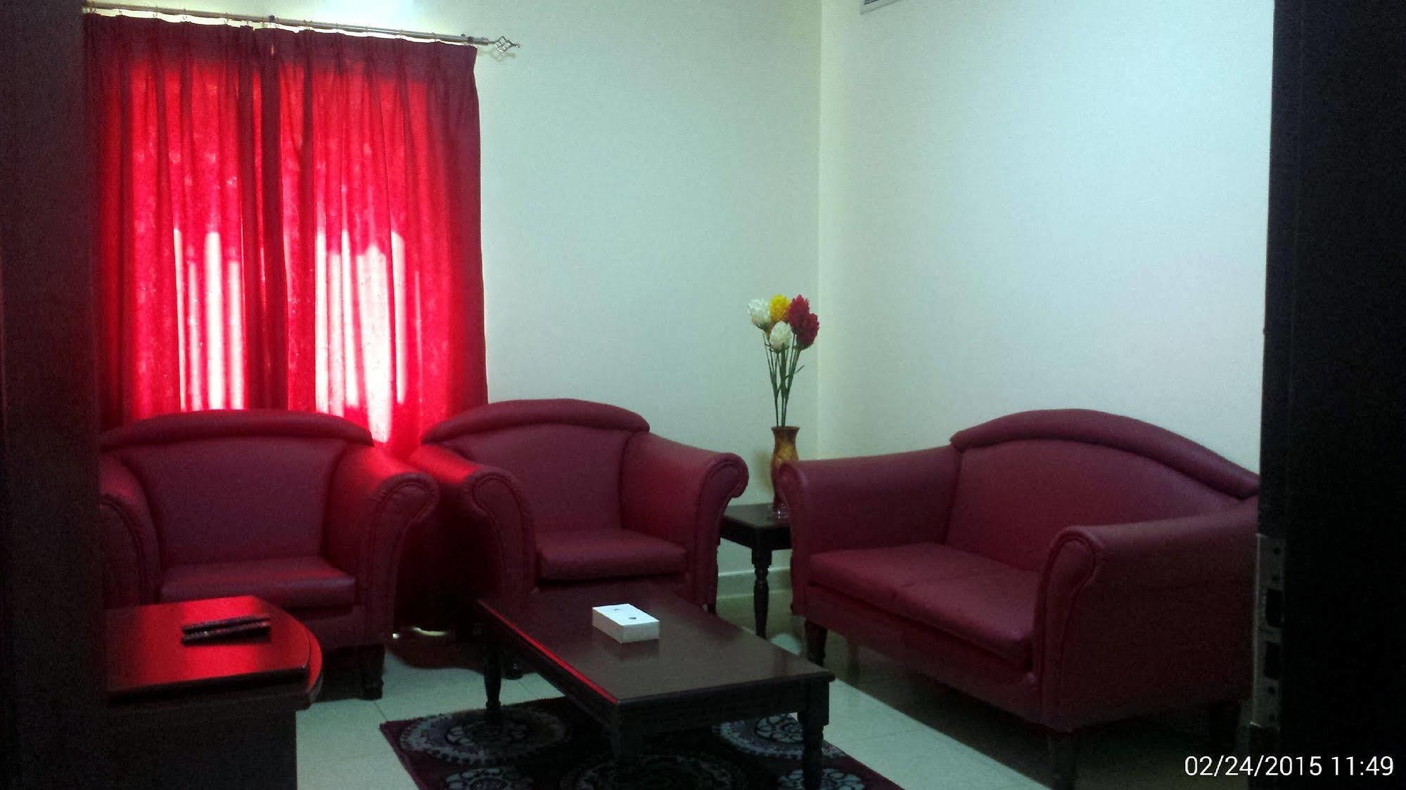 Al Reem Hotel Apartments Şarja Dış mekan fotoğraf