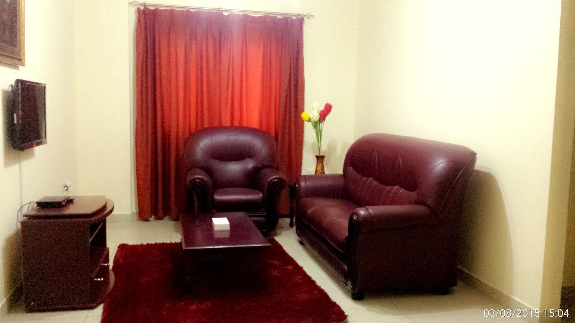 Al Reem Hotel Apartments Şarja Dış mekan fotoğraf