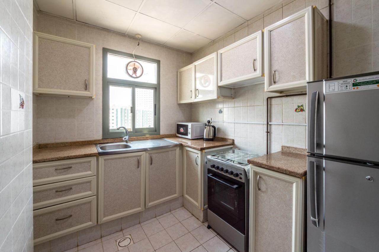 Al Reem Hotel Apartments Şarja Dış mekan fotoğraf